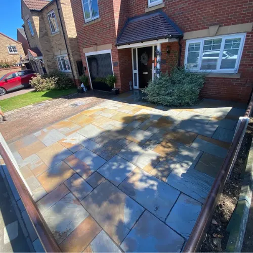 Driveway and patio project by Milldons