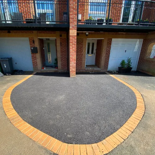 Driveway and patio project by Milldons