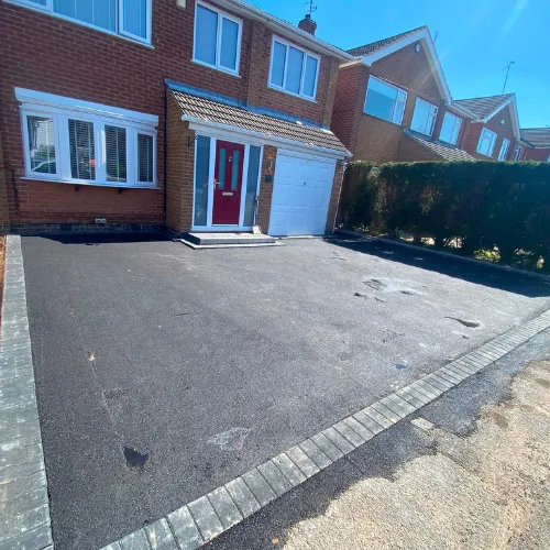 Driveway and patio project by Milldons